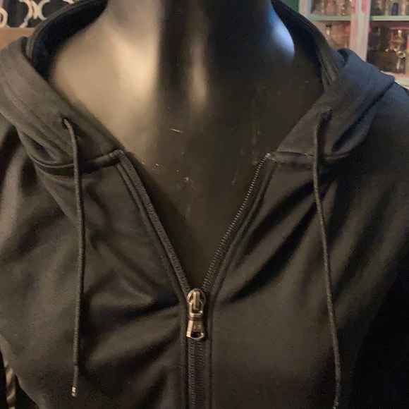 Jacket - Picture 2 of 5